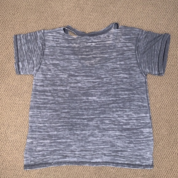 Women’s Free People Gray Ripped T-shirt - Picture 2 of 3